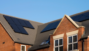 【2025年最新版】太陽光発電×蓄電池のセット導入で電気代を大幅削減！メリット・費用・補助金を徹底解説