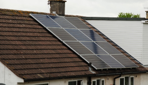 家庭用太陽光の初期費用はいくら？2026年の相場と“安く導入する方法”を徹底解説