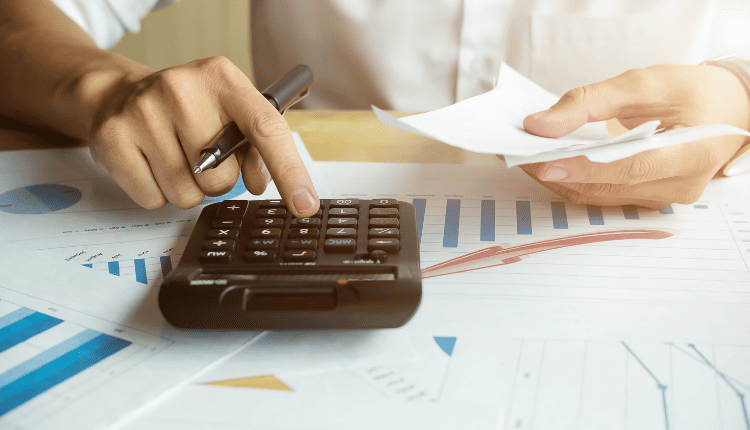 太陽光発電は電気代削減に効果あり？年間メリット・回収年数・補助金をまとめて解説イメージ